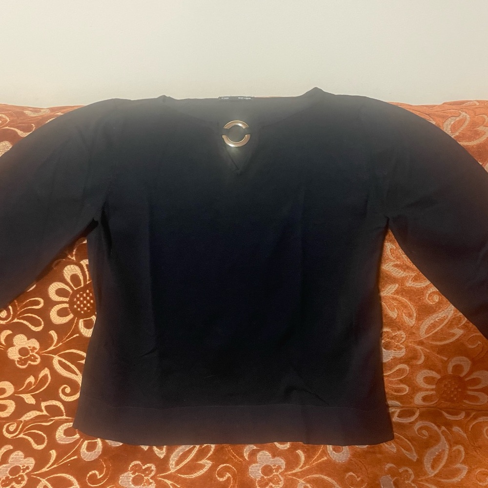 Cable & Gauge Black Top with Gold Ring Detail